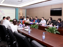 南山区人大常委会邓志荣副主任考察Z6官网人生就是博科技